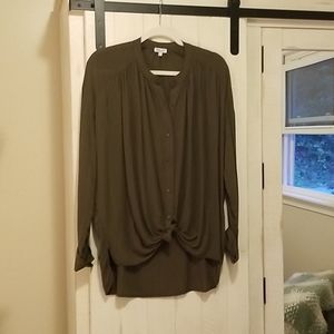 Splendid dark green Hi Lo blouse sz M